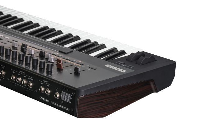 Kurzweil K2061 V.A.S.T Synthesizer