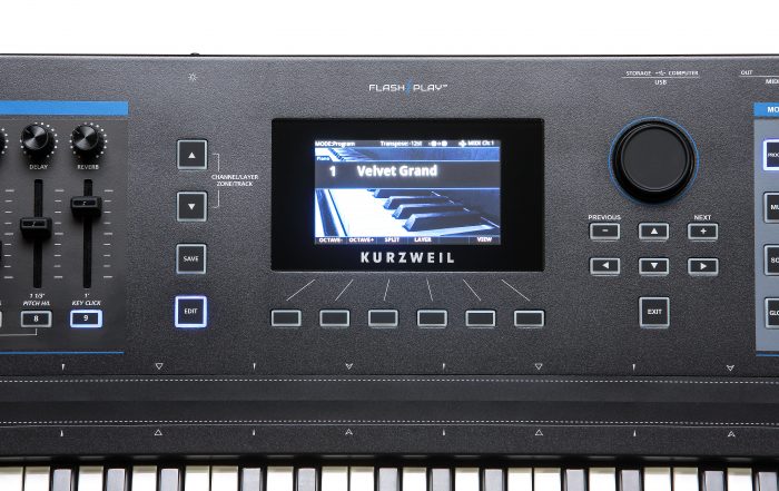 Kurzweil K2700 88-key Synthesizer Workstation