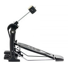 Load image into Gallery viewer, Pearl Bass Drum Pedal with Standard Footboard P-530